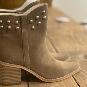 Stylish Tan Suede Ankle Booties with Studs